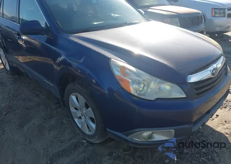 2010 Subaru Outback 2.5I Premium из США, поврежденный, VIN 4S4BRCCC8A3337677